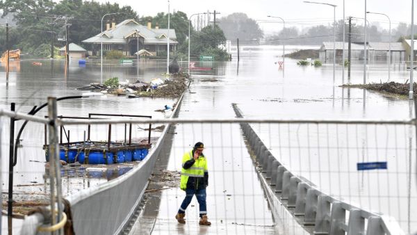Mass floods in Colombia kill 45