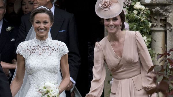 كيت ميدلتون وشقيقتها بيبا ميدلتون