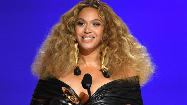Beyonce Makes History at the Grammy's 