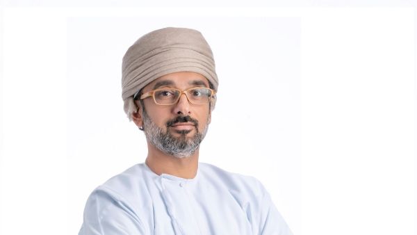 رائد بن محمد داؤود، مدير عام الاتصالات التسويقية والشؤون التجارية في Ooredoo Ooredoo تكافئ عملائها ببيانات مجانية تصل إلى 1.5 جيجابايت عند إعادة شحن رصيد ’إنترنت أكثر‘ بقيمة 1 و2 و3 ريال عُماني