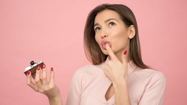 طبيب البوابة: متى يجب أن نتجنب تناول الكربوهيدرات تمامًا ؟