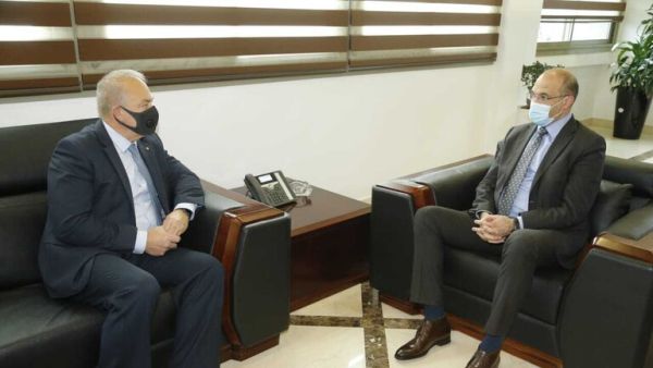 وزير الصحة اللبناني والسفير الروسي