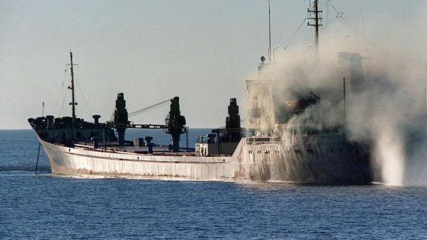 سفينة ايرانية