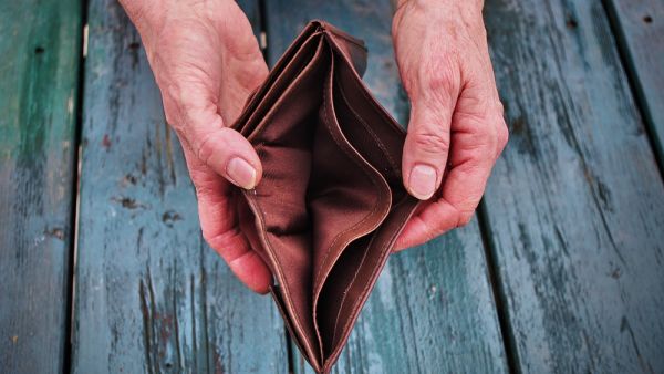 Covid hits your pocket!  (Shutterstock)	