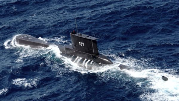 لا تأكيد على وجود ناجين في الغواصة الاندونيسية