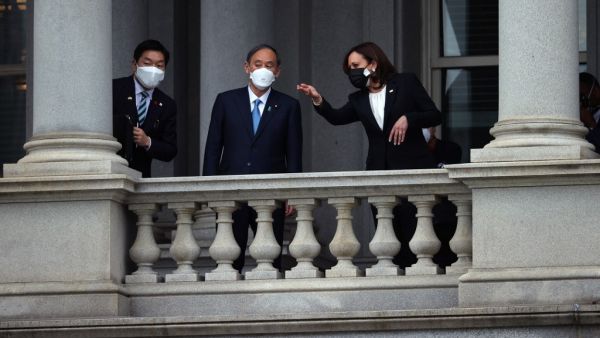 Japanese Prime Minister Yoshihide Suga, the first foreign leader to visit Washington
