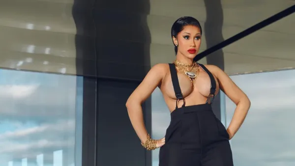 Cardi B 
