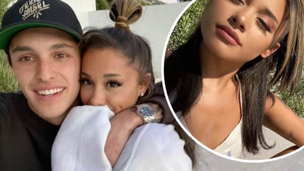 آريانا غراندي وخطيبها دالتون