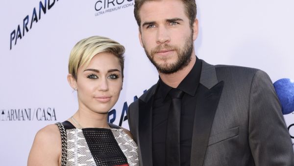 مايلي سايريس وليام هيمسورث