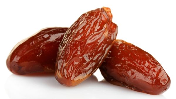 قد يساعد تناول التمر في تحسين وظائف المخ وصحة الدماغ