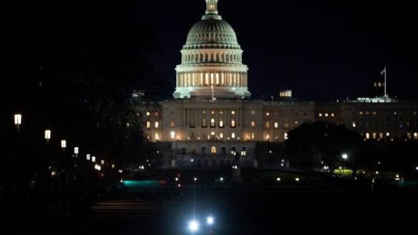 Capitol Hill at night 