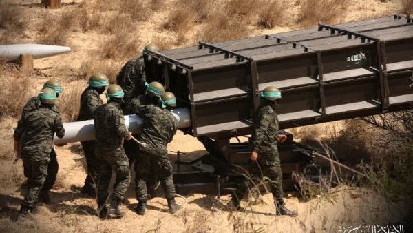 كتائب القسام تكشف عن صواريخ جديدة من طراز A120