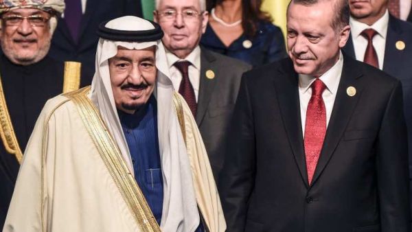 الملك سلمان يتلقى اتصالا هاتفيا من أردوغان