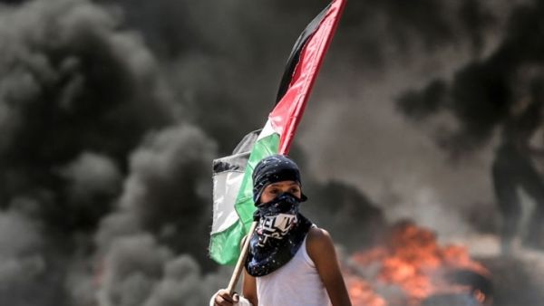 بوحٌ شخصي: في تجربة القتال على جبهتين