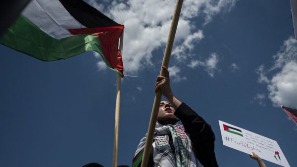 British Parliament Member, Michael Fabricant, blasted for 'racist' tweet