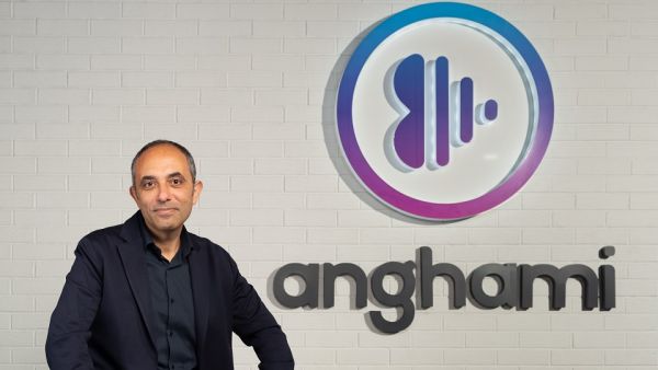 أنغامي تُطلِق لايڤ راديو Live Radio، التجربة الصوتية والموسيقية الحيّة الأولى من نوعها.