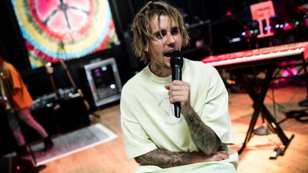 The pop superstar first sported the new hairstyle in an Instagram post on April 25