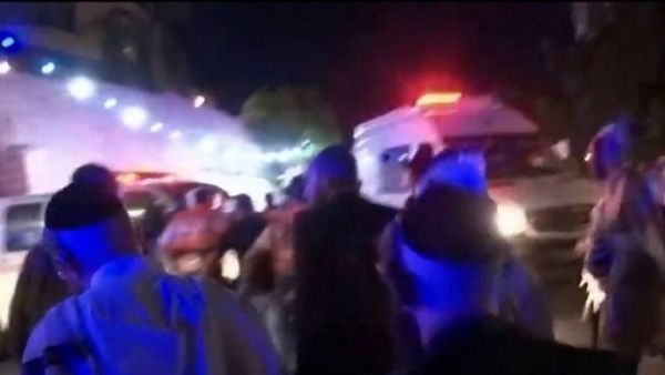 انهيار مدرج في كنيس بمدينة جفعات زئيف قرب القدس