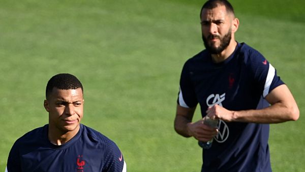 Los Blancos' centre forward wants to team up with the 2018 World Cup winner on a more permanent basis (Photo: AFP)