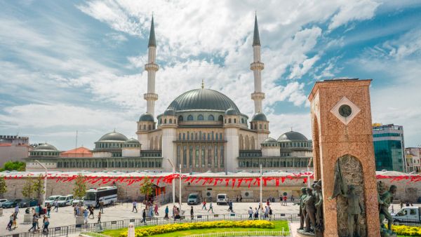 Mosque in famed Istanbul square to open on Friday.