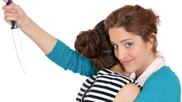 ما تفسير رؤية السكين في المنام ؟