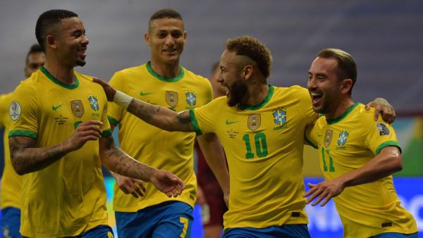 البرازيل تسعى لمواصلة التألق على حساب كولومبيا