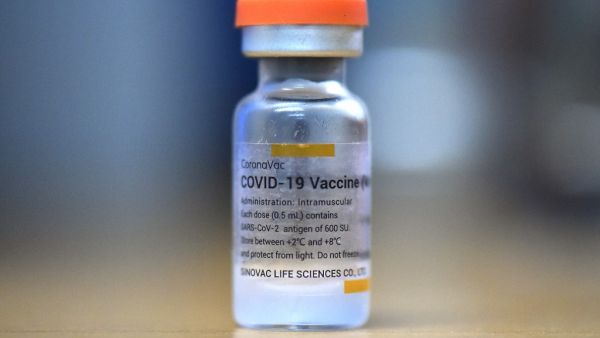 Sinovac COVID-19 vaccine approved for all people above 18.