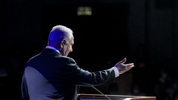 the Yamina party denies emerging coalition will ban Netanyahu from running for Knesset