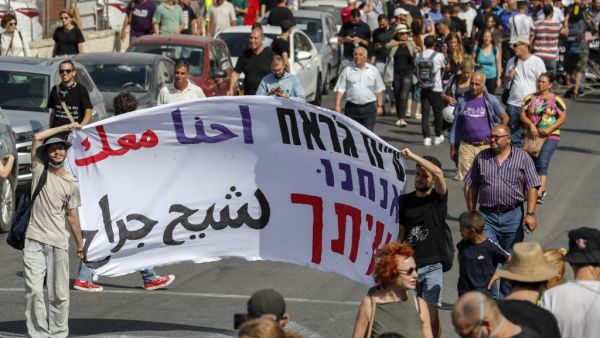 Clashes return in Sheikh Jarrah in occupied Jerusalem.