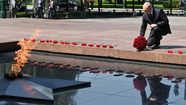 The Russian leader has warned EU of a new wave of arms race.