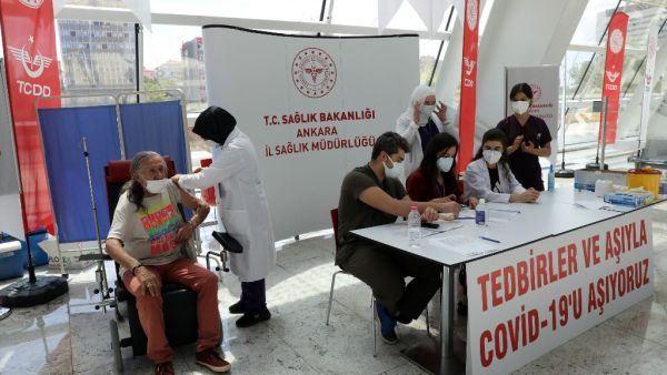 48.89M doses of COVID-19 vaccine given in Turkey