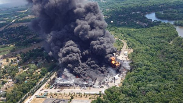 A fire destroyed a chemical plant.