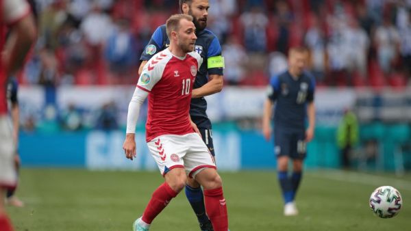 After a series of tests were carried out by experts in the field, the Inter star will have a potentially life-saving device implanted (Photo: AFP)