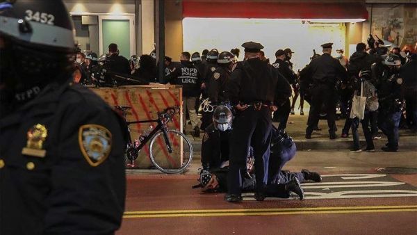 عناصر من الشرطة الأمريكية