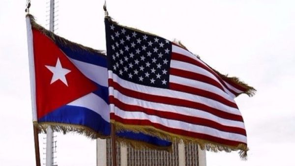 تعرض سفارة هافانا في باريس لهجوم بقنابل المولوتوف