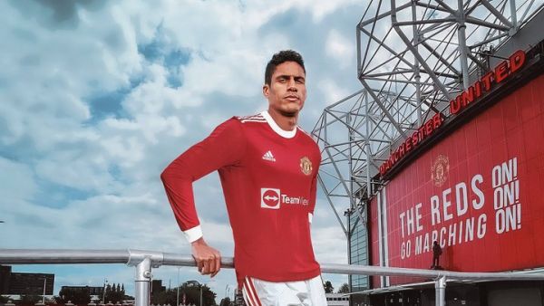 فاران بقميص مانشستر يونايتد (المصدر: brfootball@)