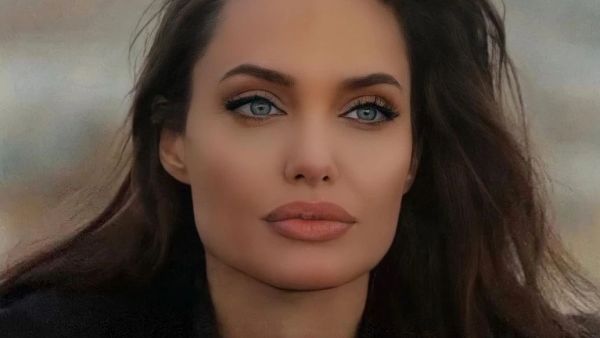 Angelina Jolie