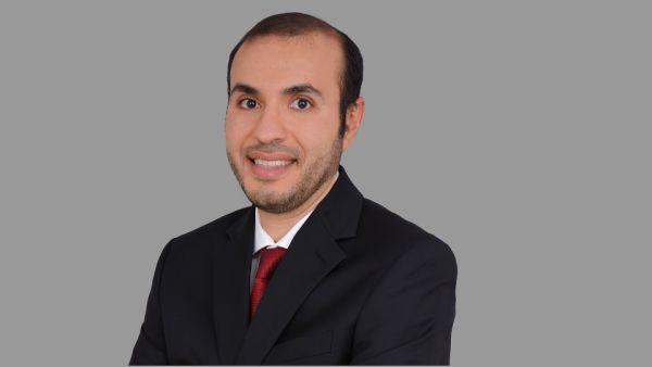الدكتور إسلام الجندي وايل كورنيل للطب – قطر تطلق سلسلة حلقات دراسية عن طب القلب لغير المتخصصين فيه
