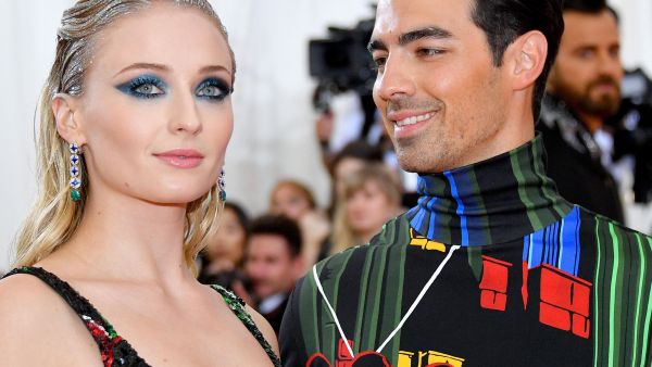 صوفيا تيرنر وجو جوناس