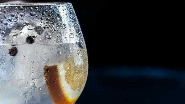 طبيب البوابة: الكحول أضرار وفوائد