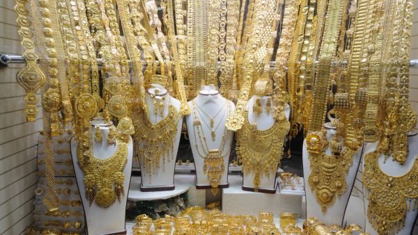 حيازة الإمارات من الذهب تنمو بـ 75% في نهاية أبريل 