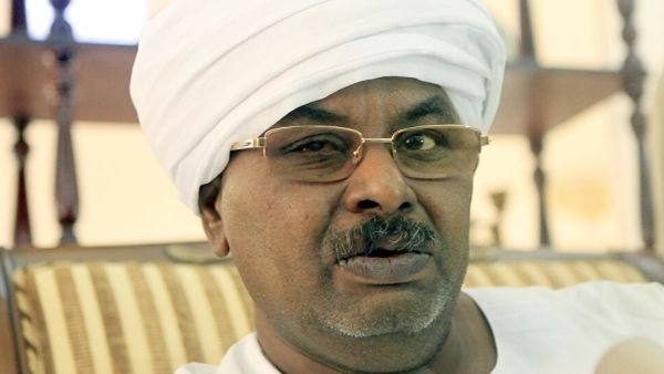 مدير الأمن السابق صلاح قوش 