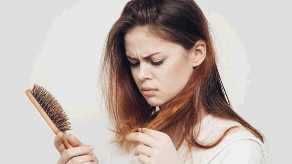وإذا كنت قلقة حقًا، فيمكنك الخضوع لعلاجات معززات نمو الشعر