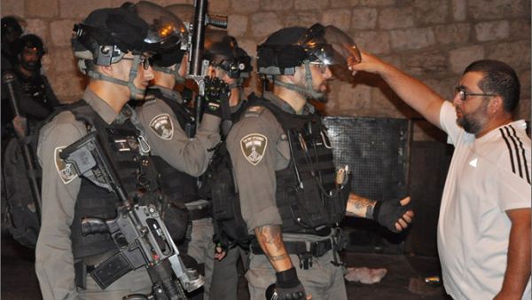 100 عائلة مقدسية مهددة بالتهجير 