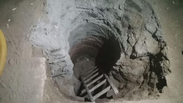 وفاتين بانهيار بئر خلال التنقيب عن الآثار في قنا المصرية