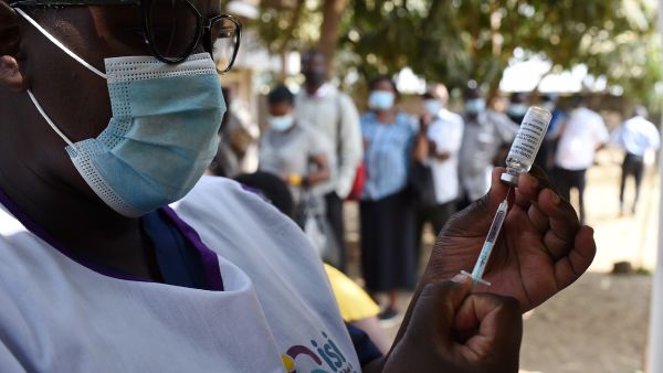 Kenya warns state workers to get COVID vaccine