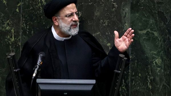 Iran to vigorously pursue US sanctions relief