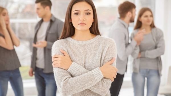 علاقات البوابة: نصائح لمساعدتك في التعامل مع القلق الاجتماعي