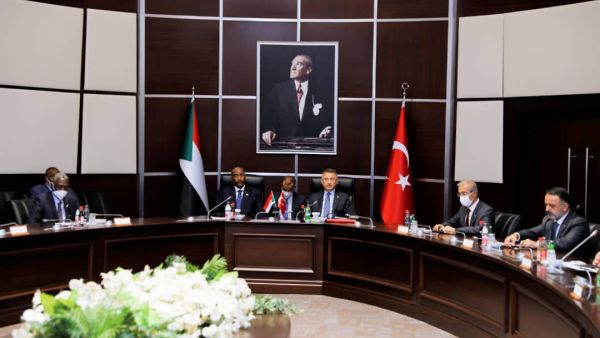  أوكتاي أكد استعداد بلاده  للتعاون مع السودان