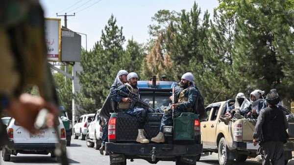 غير المرجح أن تكون العربة التي أصيبت أو الأشخاص الذين لقوا حتفهم ينتمون لتنظيم داعش 